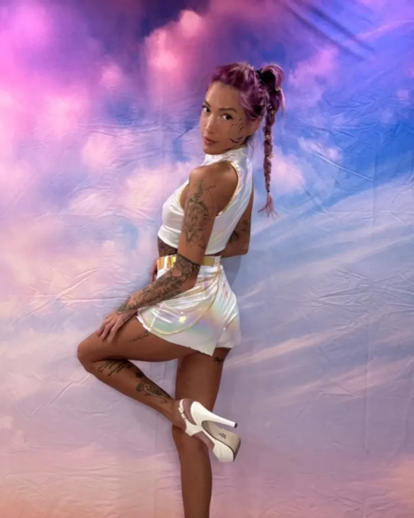Favorite Cam Girl: Canlı Yayın Gücünün Öne Çıkan İlk 5’i 2 Lana Del Bae