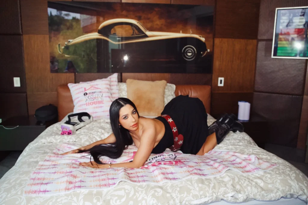 Stripchat Radar: LoveLillyy